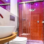 Energy, Style, And Relax In Perfect 罗马